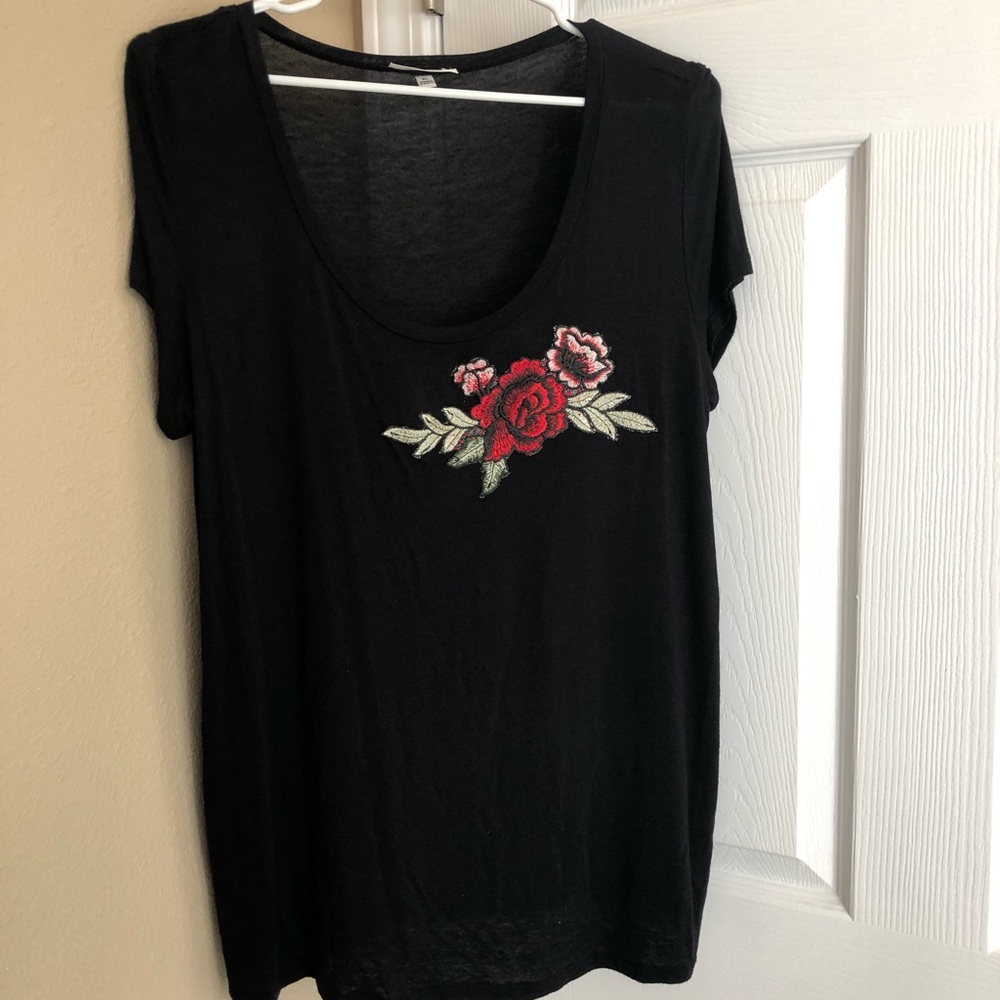 Persaya Women’s XL Black Rose Embroidered Shirt